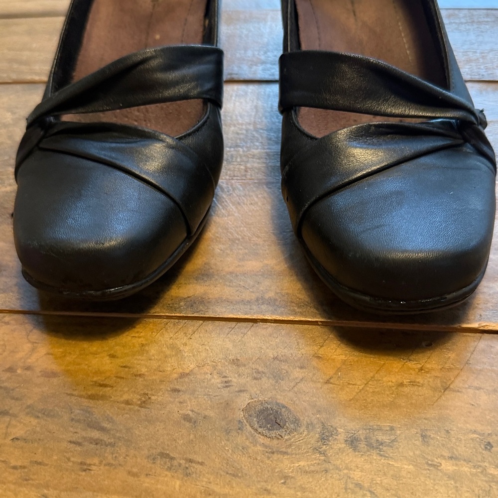 Clarks Black Women's Shoes - Picture 3 of 8